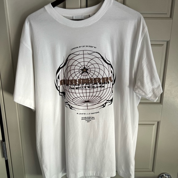 Burberry T Shirt - Picture 1 of 5